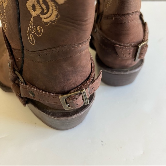 Old Corral Brown Leather With Tan Floral Embroidery Cowboy Boots. Size 9.5T - Picture 9 of 14
